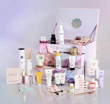 Load image into Gallery viewer, GLOSSYBOX  Advent Calendar £5 TO ENTER    Prize worth Over £620
